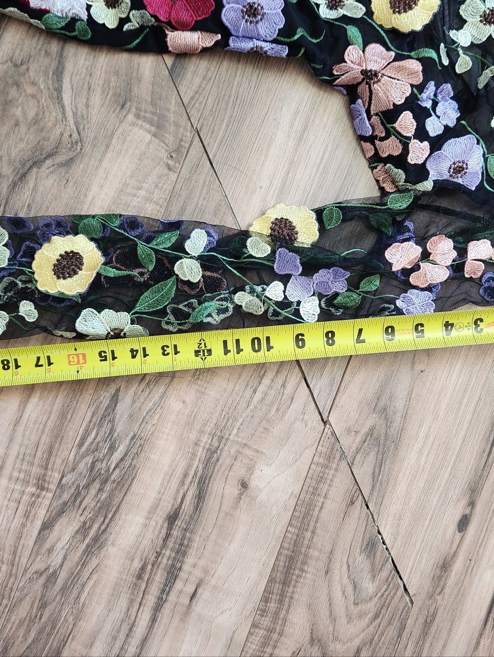 Mew Mews- "Saige" Long Sleeve Mesh Flower 3D Applique' Mini Dress - Picture 10 of 11